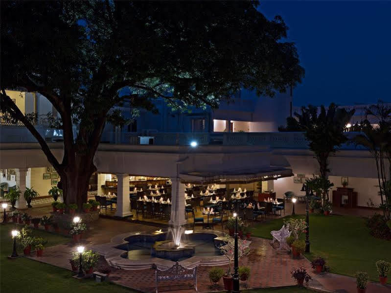 Jehan Numa Palace Hotel Бхопал Экстерьер фото